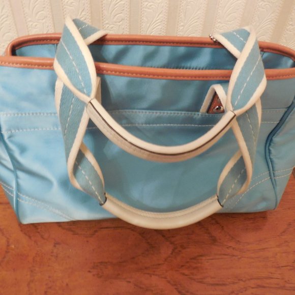 Coach Bag - Picture 2 of 3